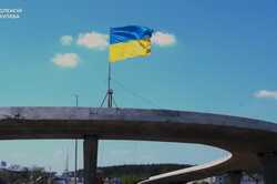 Під Києвом підірваний біля Стоянки міст готують до відкриття (ВІДЕО)