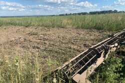 В Киевской области трактор взорвался на мине: Кулеба сообщил подробности