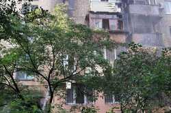 Курил на балконе и сжег 10 квартир: киевлянину сообщили о подозрении