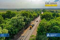 Продолжается капитальный ремонт трассы 