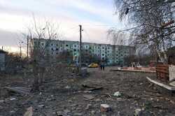 Оккупанты нанесли авиаудар по селу в Киевской области (ФОТО)