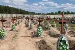 В Буче завершили захоронения убитых оккупантами жителей (ВИДЕО)