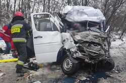 Погибло 10 человек: в Черниговской области случилась страшная ДТП с маршруткой (Фото) 