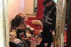 Жив у антисанітарії та не їв майже добу: у Києві вилучили з родини 5-річного хлопчика