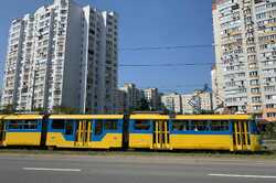 Комендантский час в Киеве раздражает киевлян на пути к работе