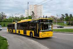 В Киеве меняются маршруты автобусов и троллейбусов: схемы