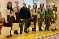Пластуни принесли Вифлеємський вогонь миру на Київщину