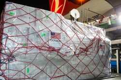 В Киев прибыли еще миллион доз COVID-вакцины от США