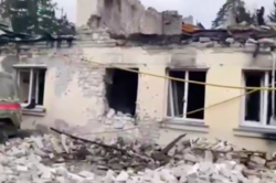 В Пуща-Водице российские оккупанты разбомбили пожарную часть (Видео) 