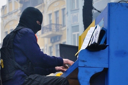 Пианино с Майдана отреставрировали: когда на него можно будет посмотреть