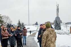 Батьківщина-мати та музей війни у Києві змінять графік роботи: подробиці