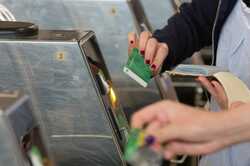 В Киеве могут повысить проезд в метро для приезжих 