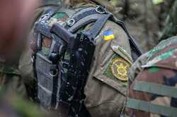 В Киеве бойцы Нацгвардии обнаружили в своих сухпайках личинок 