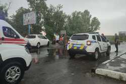 На мосту под Киевом после взрыва запретили движение транспорта