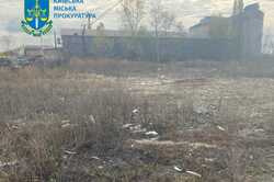 В Києві утворилося величезне сміттєзвалище (ФОТО)