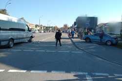 В Броварах легковушка влетела в остановку общественного транспорта (ФОТО)