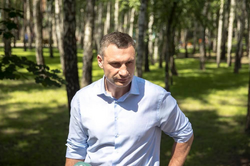 Появление Виталия Кличко в украинском фильме вызвало овации. Видео