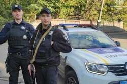 В Киеве патрульные помешали мужчине покончить с собой (ВИДЕО)