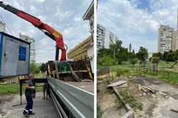 В Киеве снесли десятки киосков и незаконных построек (ФОТО)