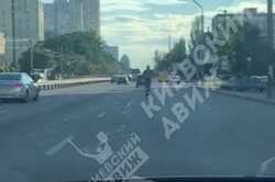 У Києві чоловік їхав самокатом зі швидкістю близько 100 км/год (Фото)