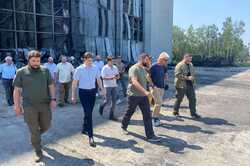 В Гостомель приехал американский миллиардер Ричард Брэнсон: подробности (Фото) 