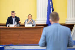 «Устроил «встряску» и уволил одного»: Кличко о совещании с главами районов и управляющих компаний Киева