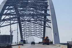 У Києві керівника КП судитимуть за розкрадання десятків мільйонів на будівництві мосту