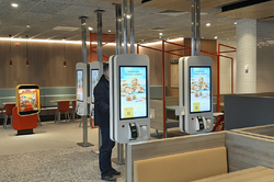 На Київщині відкрили новий ресторан McDonald's: там є укриття (Фото)