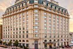 Красное и черное. В отеле Fairmont Grand Hotel Kyiv на Подоле откроют казино