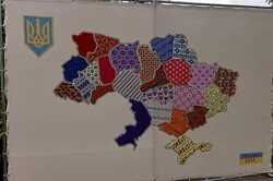 Национальный рекорд: в Фастове показали самую большую вышитую карту Украины (ФОТО)