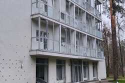 Оккупанты разрушили спортивную базу под Киевом: украинские баскетболисты показали фото