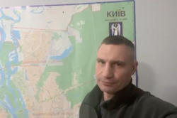 Кличко призвал владельцев частных аптек открыть их для киевлян