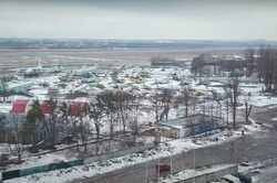 Подъездная дорога к аэропорту в Киеве находится в ужасном состоянии (ВИДЕО)