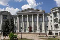 За 19,6 млн грн. В Киеве «разберутся» с 200 археологическими предметами