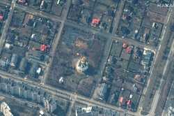 Геноцид в Буче: огромную братскую могилу показали со спутника (Фото) 