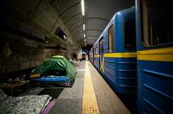 В метро Киева полностью запускают движение по красной ветке: подробности 