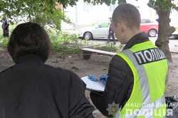 В Киеве на Борщаговке мужчина жестоко убил женщину на детской площадке (Фото) 