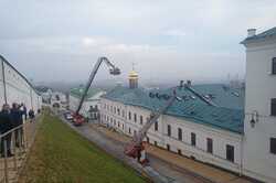 Пожар в Лавре ликвидировали, пострадали три человека