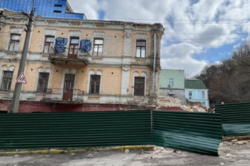 Во время войны: депутат сообщила о сносе исторического здания в Киеве застройщиком