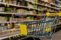 Ціни на продукти зростають: чи варто киянам робити запас