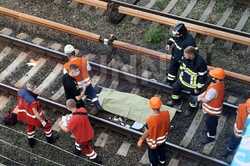 В киевском метро поезд разрезал пополам 30-летнего мужчину (фото)
