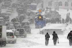 Снегопад, мороз и сильный ветер: в Киеве ожидается резкое ухудшение погоды 