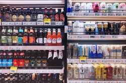 В Киеве снимают запрет на продажу алкоголя: подробности 