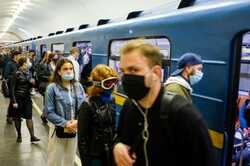 В Киевском метрополитене рассказали, нужно ли носить маску в подземке 
