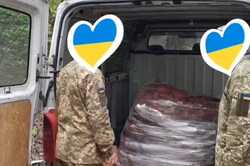 Палатний: волонтери передали медикаменти та продукти харчування бійцям у 