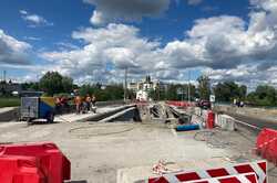 В Макарове перекрыли мост через реку Здвиж