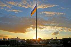 У Києві завтра на кілька годин приспустять головний державний прапор України: яка причина