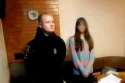 На Київщині школярка пішла з дому: поліцейські розшукали дівчину