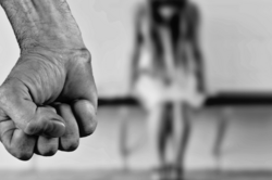 В Ворзеле оккупанты насиловали 15-летнюю девочку и снимали на телефон – волонтер