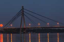 В Киеве до конца ноября перекрыли движение на Северном мосту: подробности 